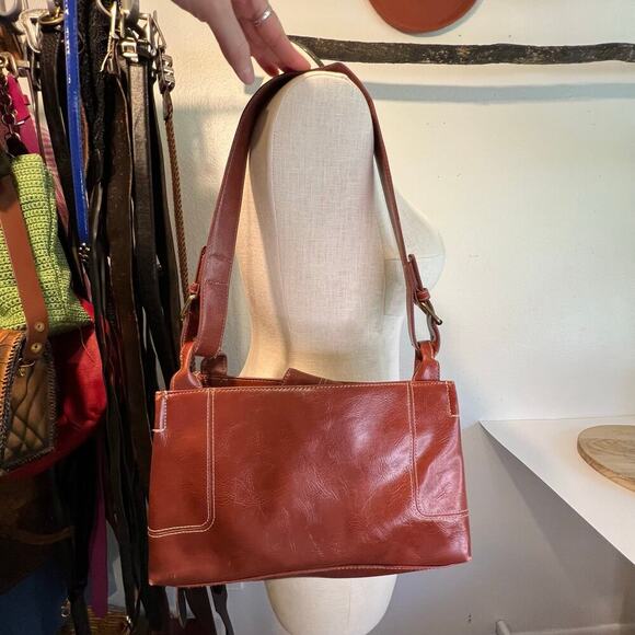 90s Nine & Co. Warm Brown Red Vegan Leather Buckle Medium Shoulder Bag - Picture 2 of 15